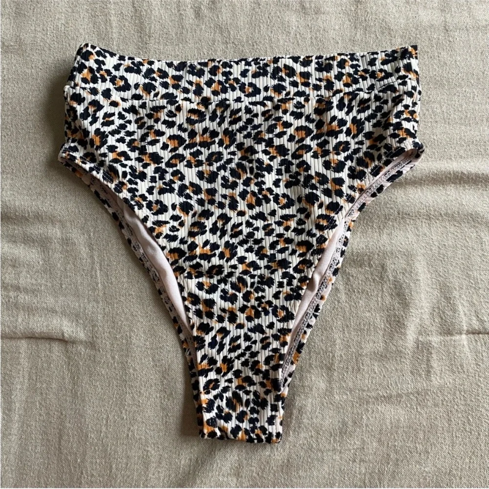 Xhilaration‎ Leopard Bikini